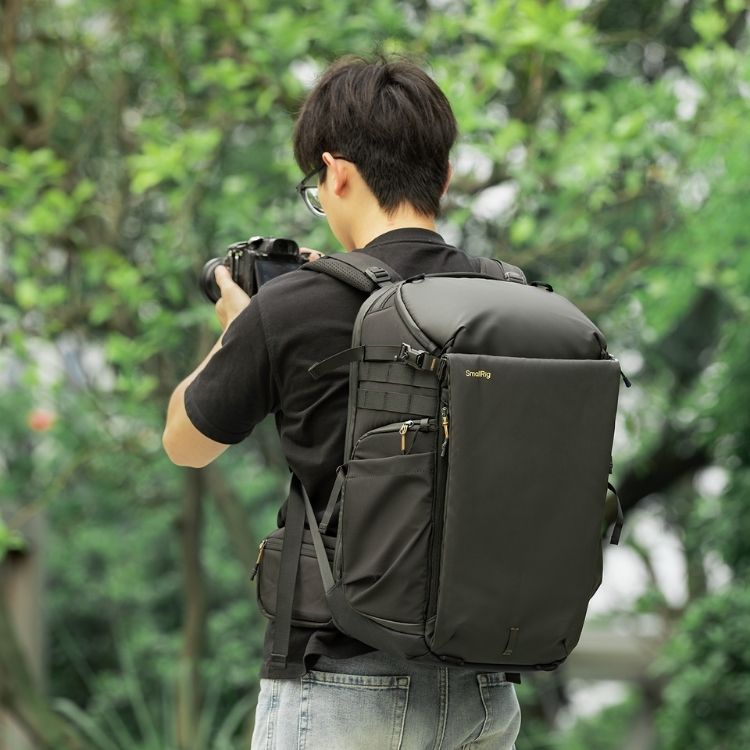 SmallRig 6521 Professional Outdoor Backpack 25L