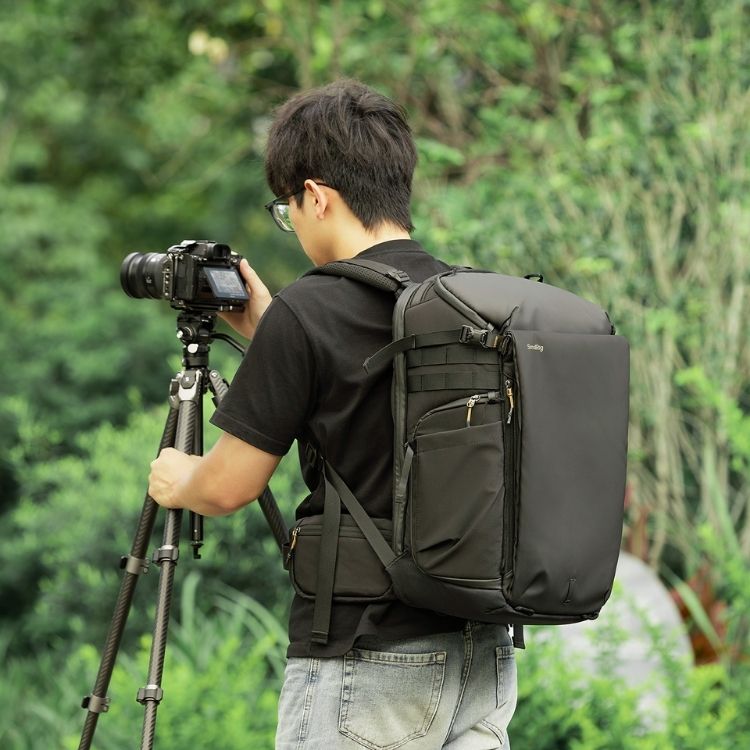 SmallRig 6521 Professional Outdoor Backpack 25L